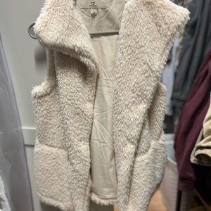 Women's Cream Faux Fur Vest